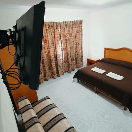 Hotel El Conquistador Monarca. Zitácuaro Eksteriør billede