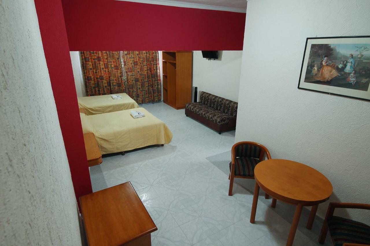 Hotel El Conquistador Monarca. Zitácuaro Eksteriør billede