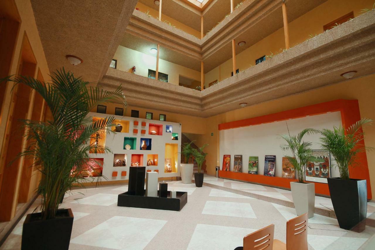 Hotel El Conquistador Monarca. Zitácuaro Eksteriør billede
